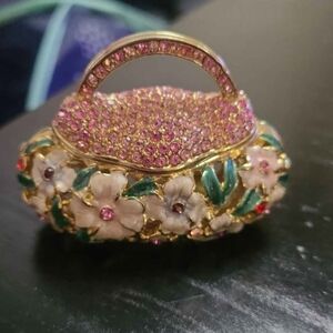 Vintage Crystal Magnetic Top Trinket Box